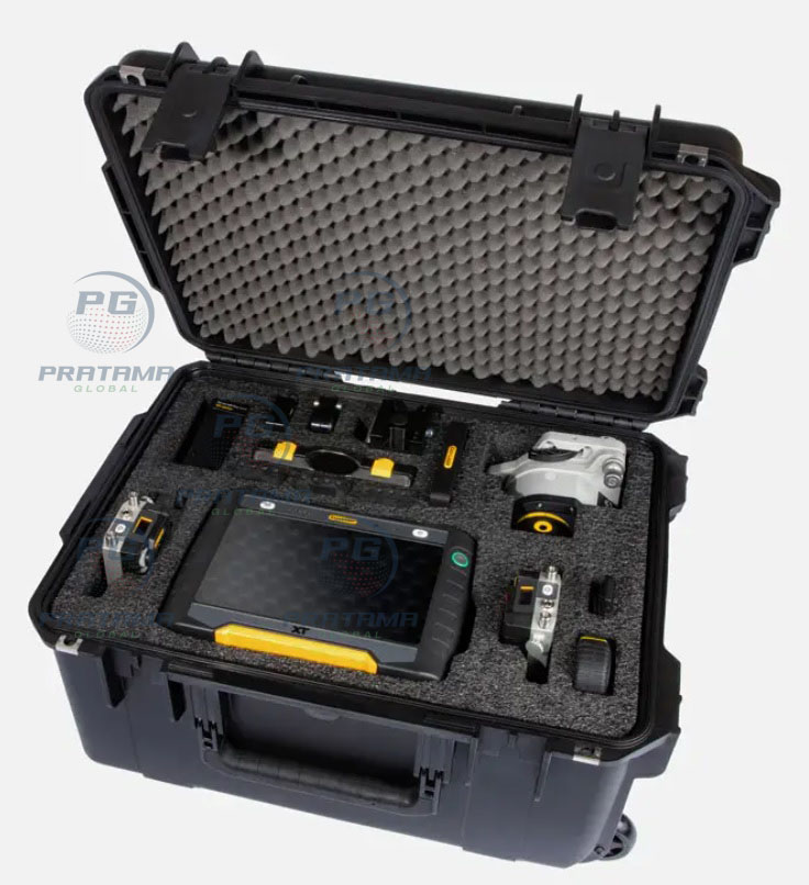 Easy-Laser XT770 laser shaft alignment system for industrial precision machine alignment