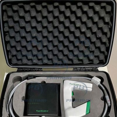 Polhemus FastSCAN II handheld 3D laser scanner capturing object geometry in real time