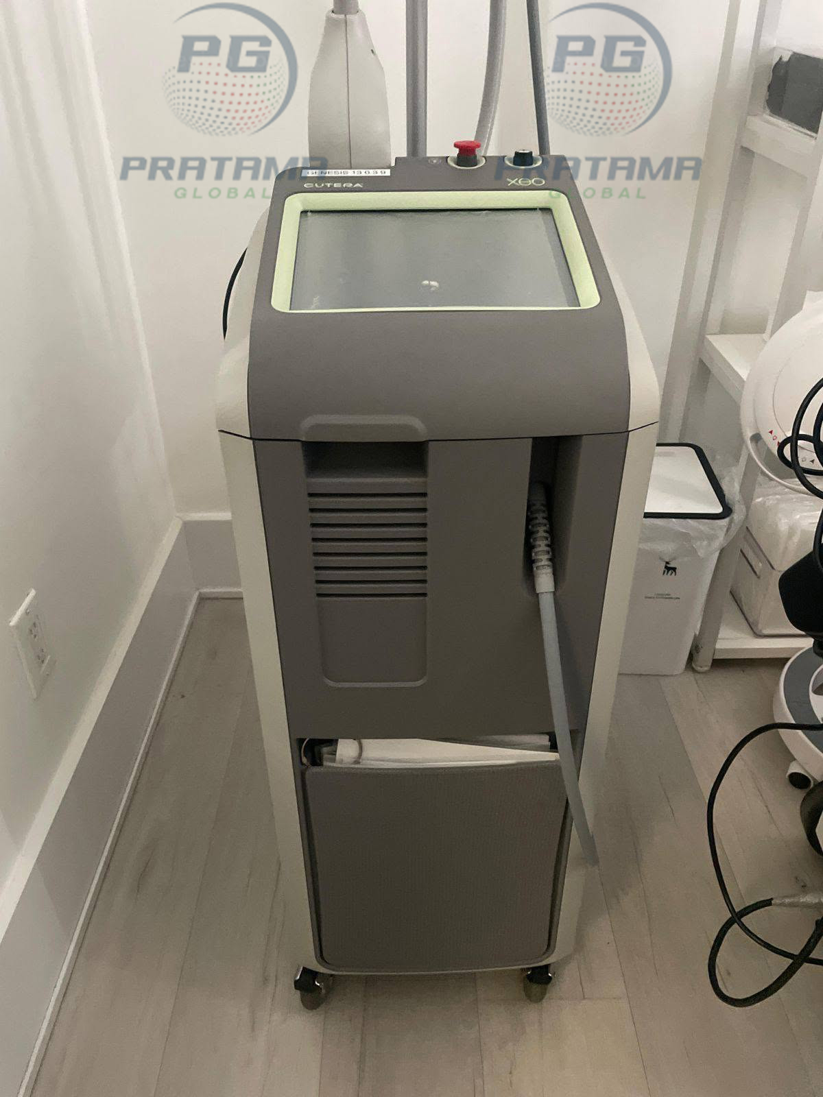 Cutera XEO 2023 multi-platform aesthetic laser system for skin rejuvenation and cosmetic treatments