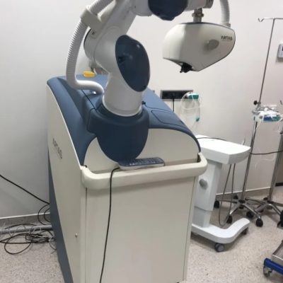 ARTAS iX Robotic Hair Transplant System – FUE Hair Restoration Technology