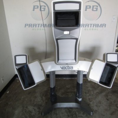 Canfield Vectra XT professional 3D medical imaging system for facial and body aesthetic consultations